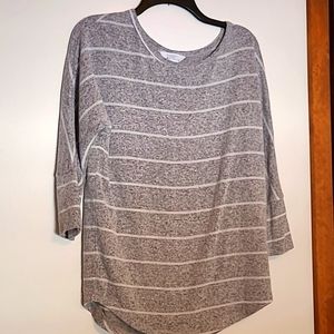 Market & Spruce gray sweater with white stripe Sz S